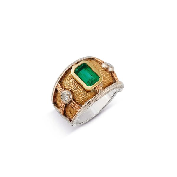 Cazzaniga - 



CAZZANIGA EMERALD AND DIAMOND RING IN 18KT TWO TONE GOLD