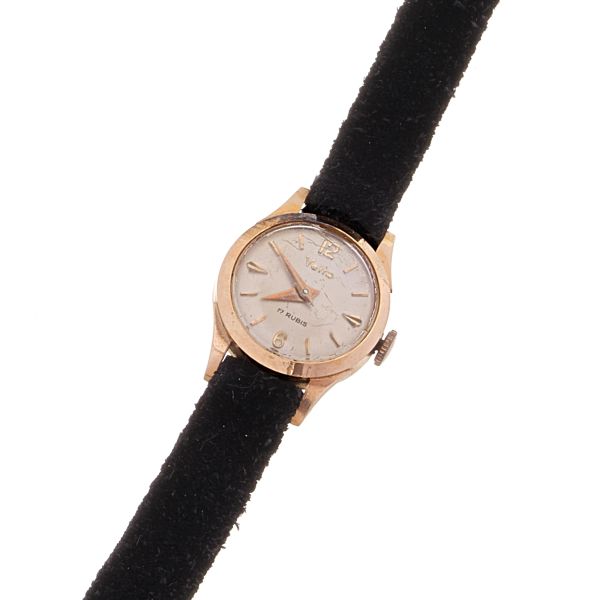 Vetta - 



VETTA YELLOW GOLD LADY'S WRISTWATCH