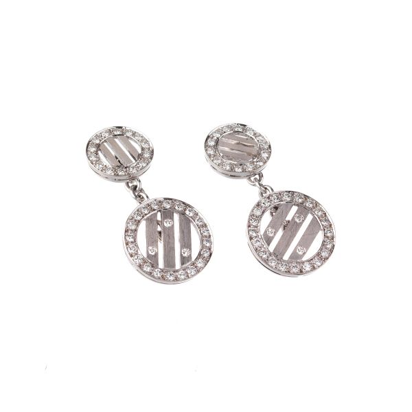 



ROUND DIAMOND CUFFLINKS IN 18KT WHITE GOLD