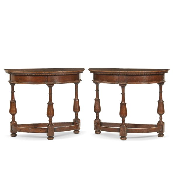 A PAIR OF TUSCAN CONSOLES, LATE 17TH CENTURY