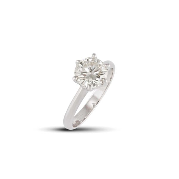 



SOLITAIRE DIAMOND RING IN 18KT WHITE GOLD