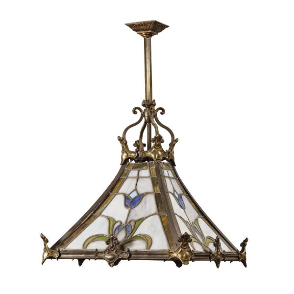 A FRENCH CHANDELIER, CIRCA 1900