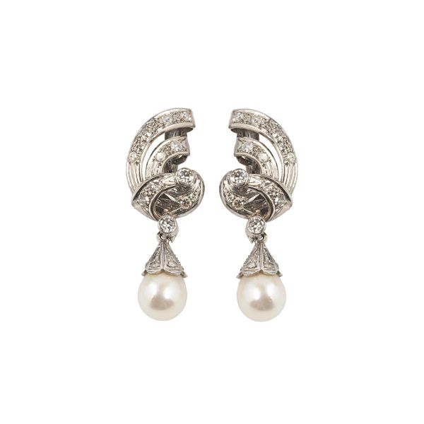 PEARL AND DIAMOND DROP EARRINGS IN 14KT WHITE GOLD