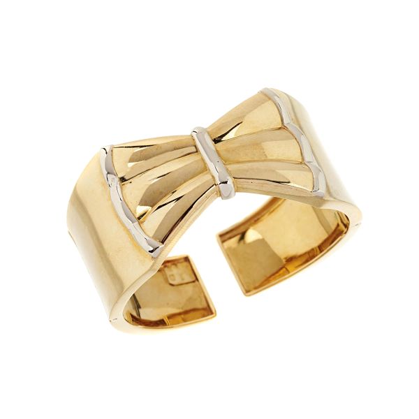 



BRACCIALE RIGIDO A FIOCCO