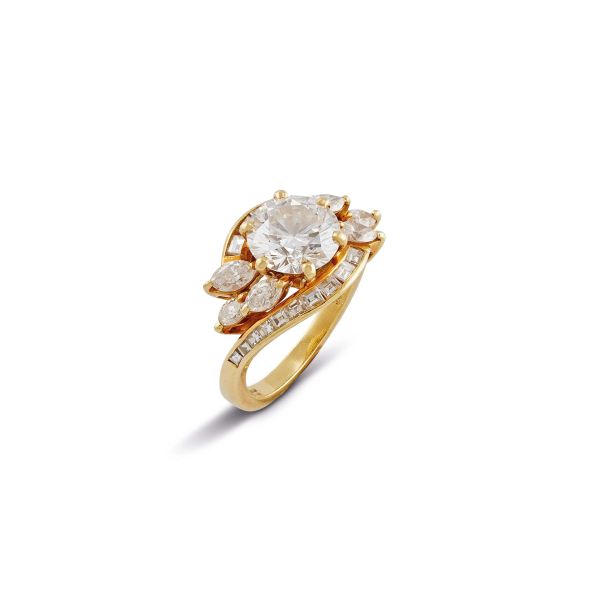 



DAMIANI DIAMOND RING IN 18KT YELLOW GOLD