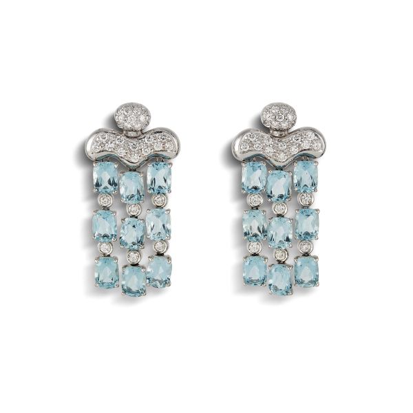 FRINGED DROP DIAMOND AND AQUAMARINE EARRINGS IN 18KT WHITE GOLD