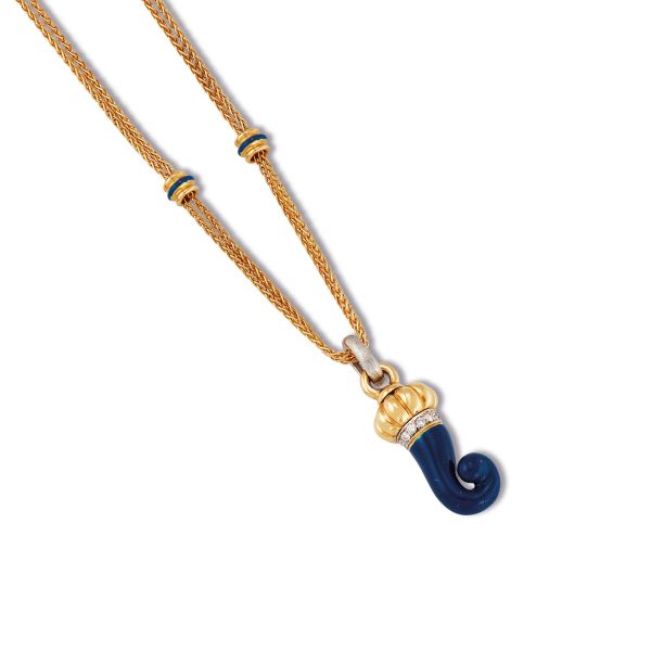 ROPE CHAIN NECKLACE WITH HORN PENDANT IN 18KT YELLOW GOLD