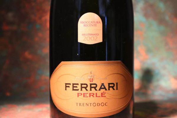 



Ferrari Perl&eacute; Fratelli Lunelli 2002