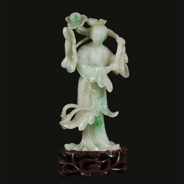 A JADEITE FIGURE, CHINA, LATE QING DYNASTY, 19TH-20TH CENTURIES
