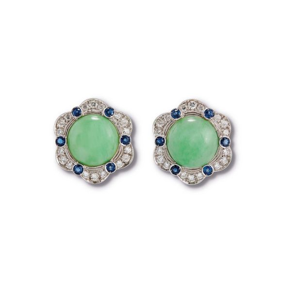 



JADEITE DIAMOND AND SAPPHIRE FLORAL EARRINGS IN 18KT WHITE GOLD