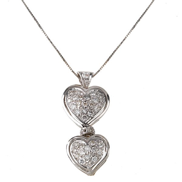 



UNOAERRE NECKLACE WITH A DOUBLE HEART PENDANT IN 18KT WHITE GOLD