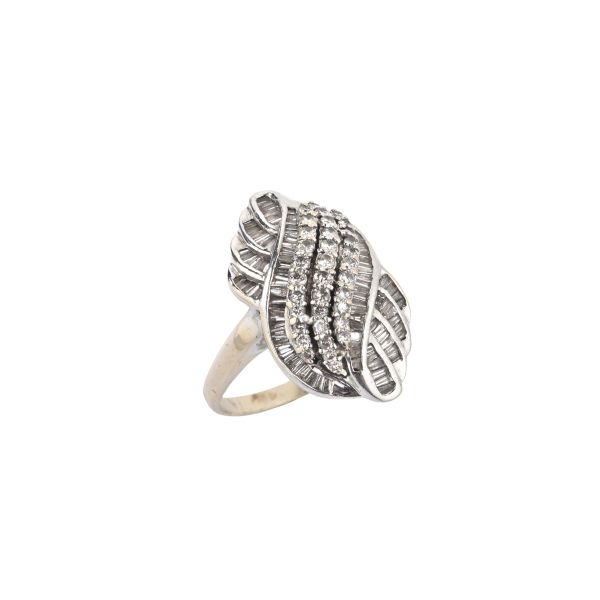 ANELLO CON DIAMANTI