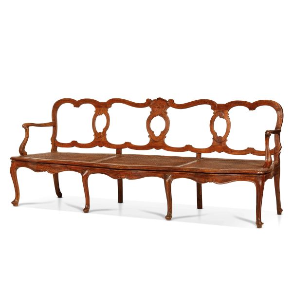 



A PAIR OF VENETIAN SOFAS, 18TH CENTURY