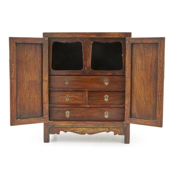 



A SMALL HUANGHUALI CABINET, CHINA, QING DYNASTY, 18TH&ndash;19TH CENTURY