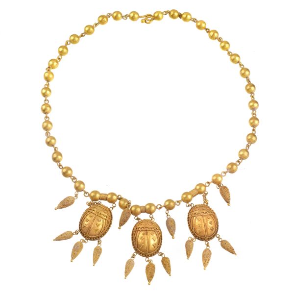 ARCHAEOLOGICAL STYLE PENDANT NECKLACE IN 18KT YELLOW GOLD
