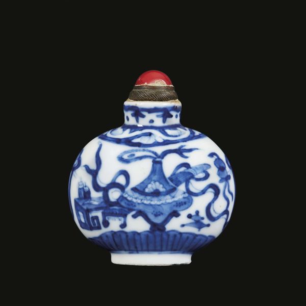A SNUFF BOTTLE, CHINA, QING DYNASTY, 19TH CENTURY