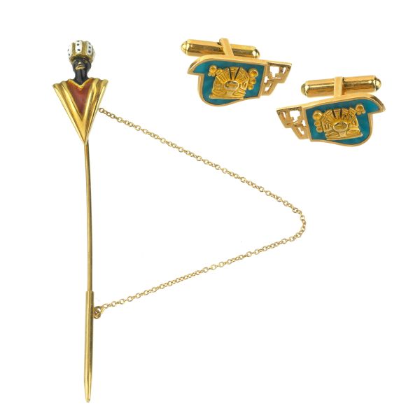 



&quot;MORETTO&quot; PIN WITH PRE COLUMBIAN STYLE CUFFLINKS IN GOLD