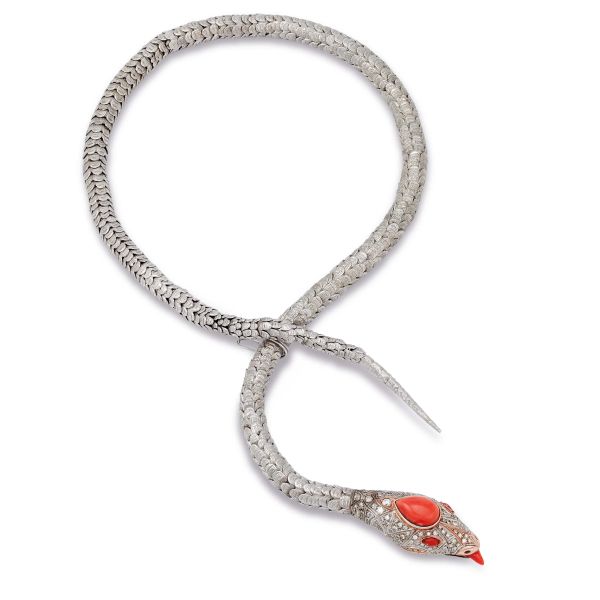 



COLLANA&nbsp; A FORMA DI SERPENTE