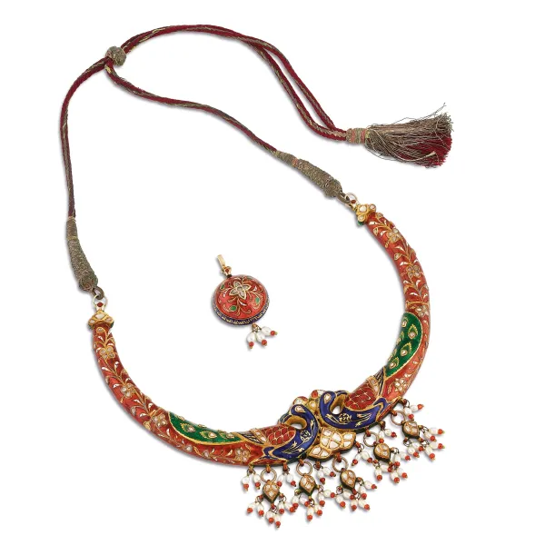 



PEARL AND DIAMOND INDIAN KUNDAN NECKLACE 