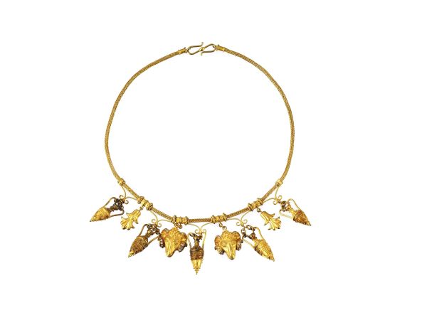 COLLANA IN ORO GIALLO DI GUSTO ARCHEOLOGICO