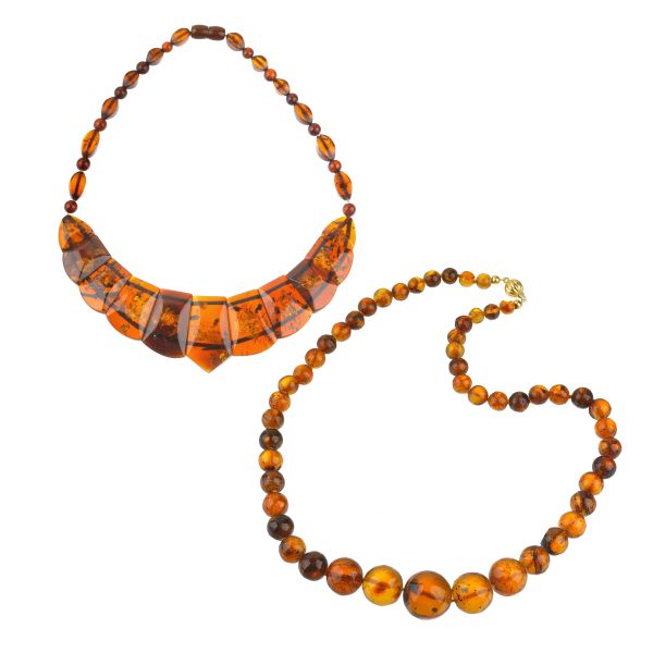 



AMBER NECKLACES 