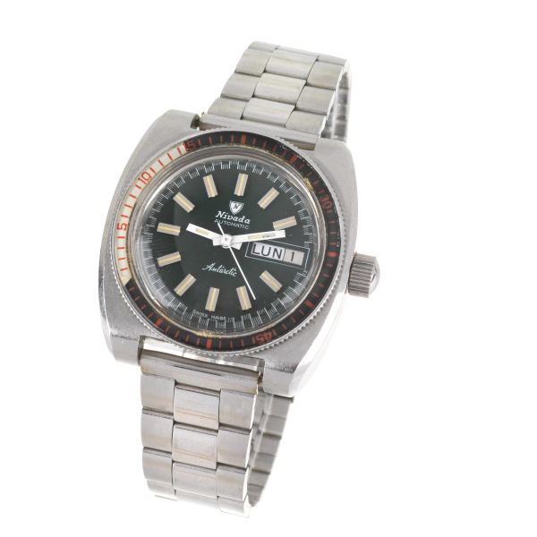 NIVADA ANTARCTIC DIVER STAINLESS STEEL WRISTWATCH N. 670XX