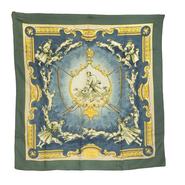



HERMES SILK SCARF CHIENS ET VALETS