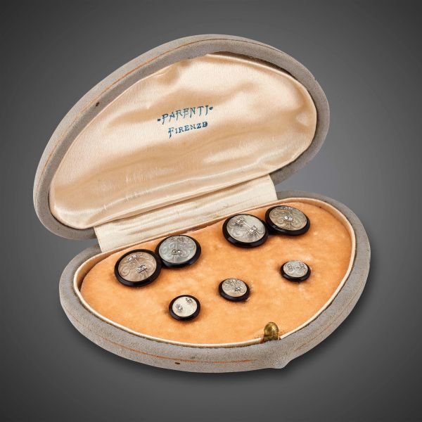 



TUXEDO SET WITH DIAMONDS AND HARDSTONE