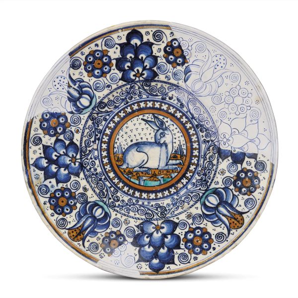 A PLATE (TONDINO), FAENZA, LATE 15TH CENTURY