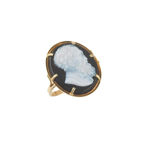 CAMEO RING IN 14KT GOLD
