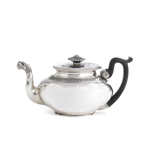 A SILVER TEA POT, SWISS,1850 CIRCA