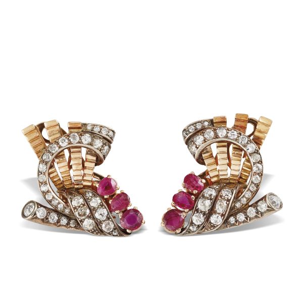



RUBY AND DIAMOND EARRINGS IN 18KT TWO TONE GOLD