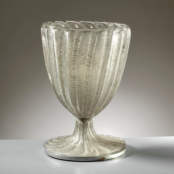 



GLASS TABLE LAMP