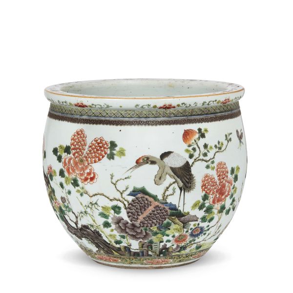 A FLOWER POT, CHINA, QING DYNASTY, 19TH CENTURY