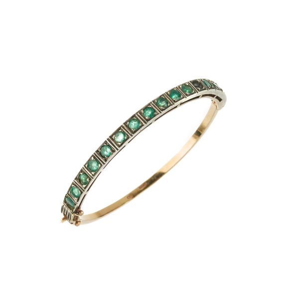 



EMERALD BANGLE BRACELET IN GOLD AND SILVER 