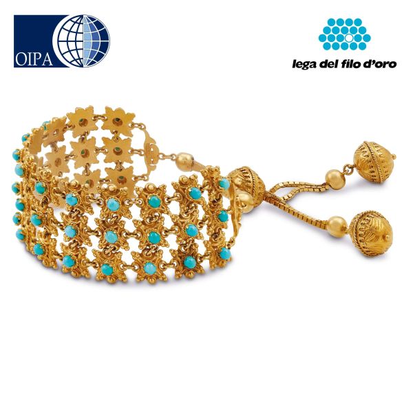 



CHANTECLER TURQUOISE WIDE BAND BRACELET IN 18KT YELLOW GOLD