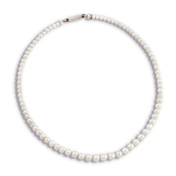 



NATURAL PEARL NECKLACE