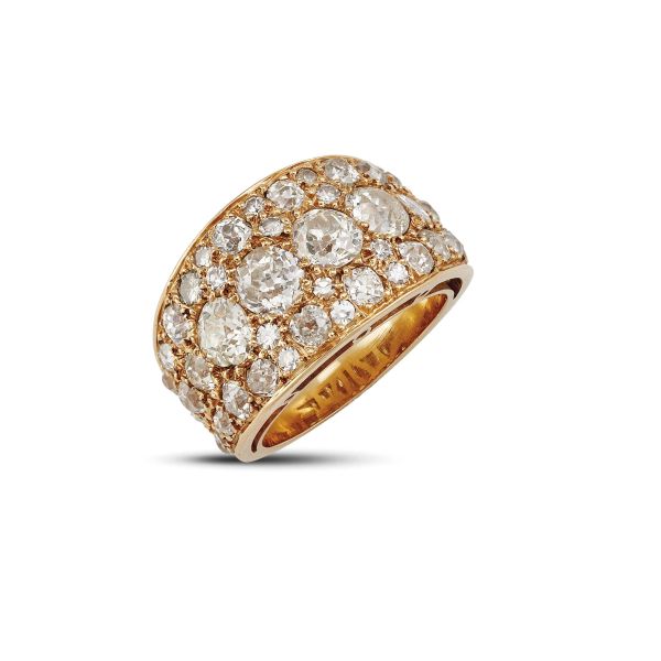 



DIAMOND BAND RING IN 18KT YELLOW GOLD