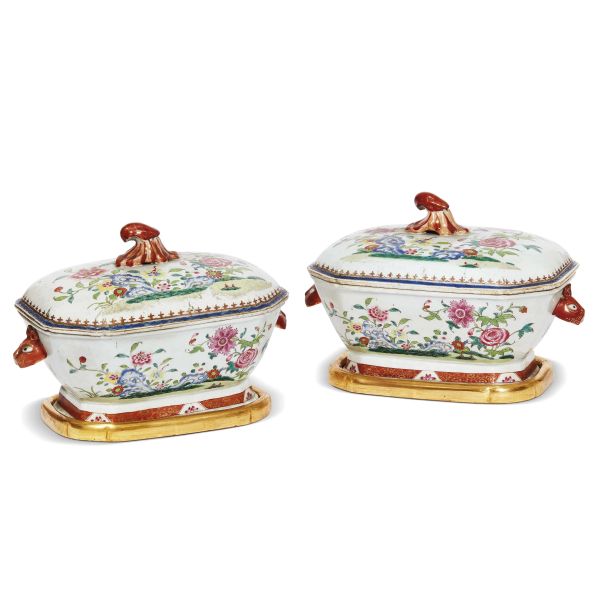 A PAIR OF SOUP TUREENS, CHINA, QING DYNASTY, 18TH CENTURY