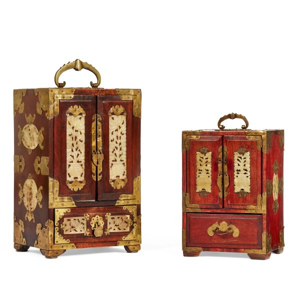 



LOT OF TWO TABLE CABINETS IN WOOD, CHINA, LATE QING DYNASTY