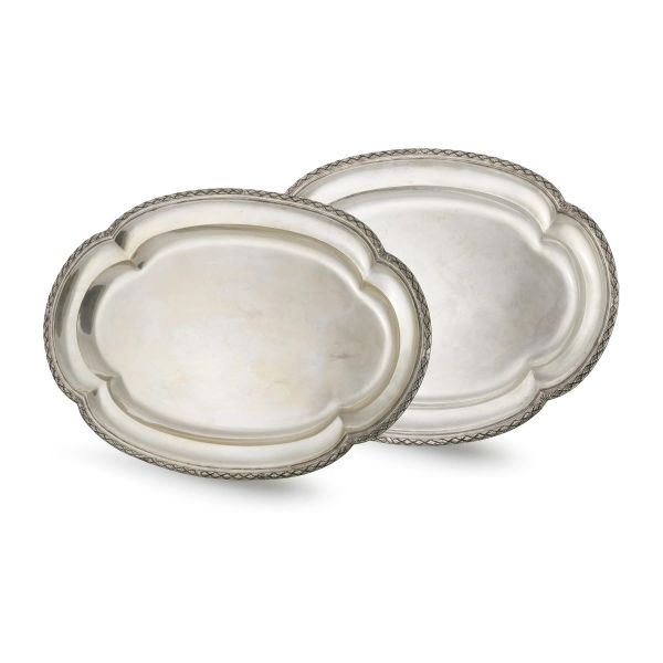 PAIR OF SILVER TRAYS, MILAN, 20TH CENTURY, MARKS OF MIRACOLI