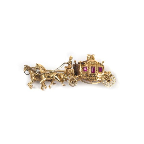 



CARRIAGE-SHAPED BROOCH IN GOLD