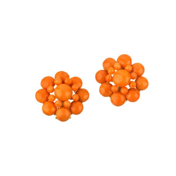 



CORAL FLOWER CLIP EARRINGS IN 18KT YELLOW GOLD