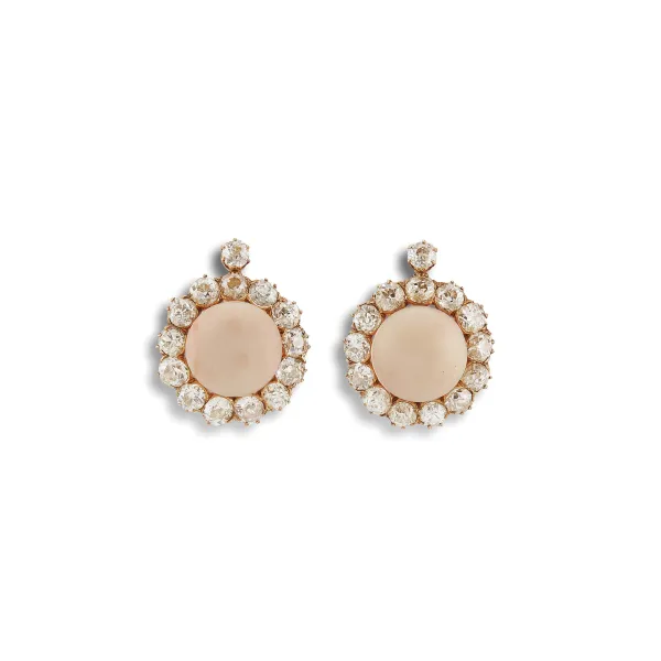 FLOWER-SHAPED ROSE CORAL AND DIAMOND LEVERBACK EARRINGS IN 9KT GOLD