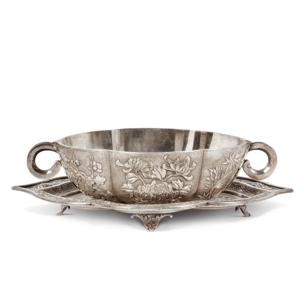 



A SILVER CUP WITH SAUCER, CHINA, QING DYNASTY, 19TH CENTURY