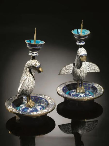  Rara coppia di candelieri Cina secolo XVIII , in smalto cloisonnÃ©