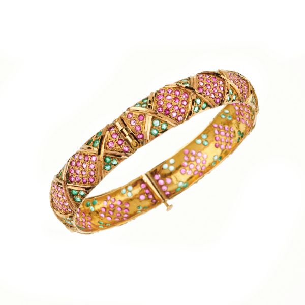 



RUBY AND EMERALD BANGLE BRACELET IN 9KT GOLD