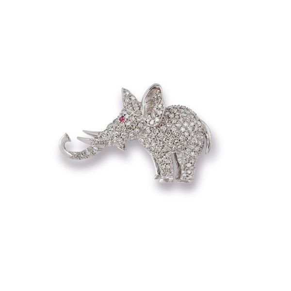 



ELEPHANT SHAPED BROOCH IN 18KT WHITE GOLD