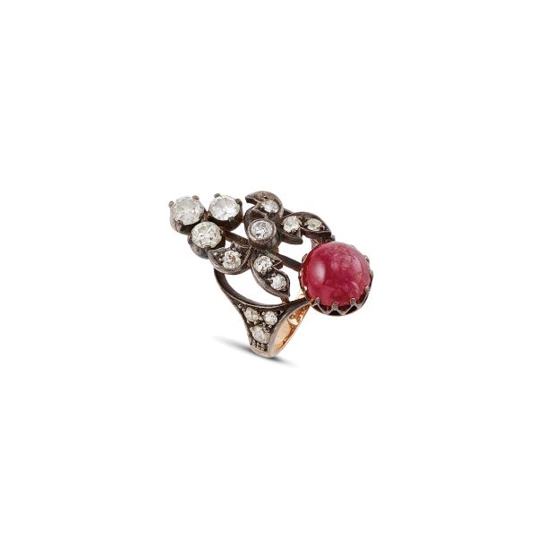 



RUBY AND DIAMOND RING IN SILVER AND GOLD