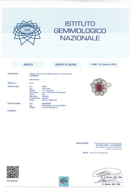 ANELLO A MARGHERITA CON RUBINO BIRMANO E DIAMANTI